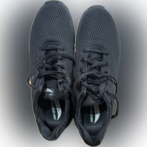 Sketchers Arch Fit Black sneaker